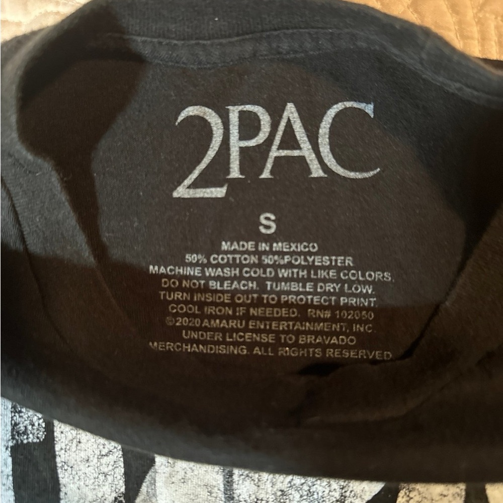 2PAC Men's T-Shirt Tupac Short Sleeve Round Neck Tee Top Black Size Small, NWOT - Picture 2 of 2